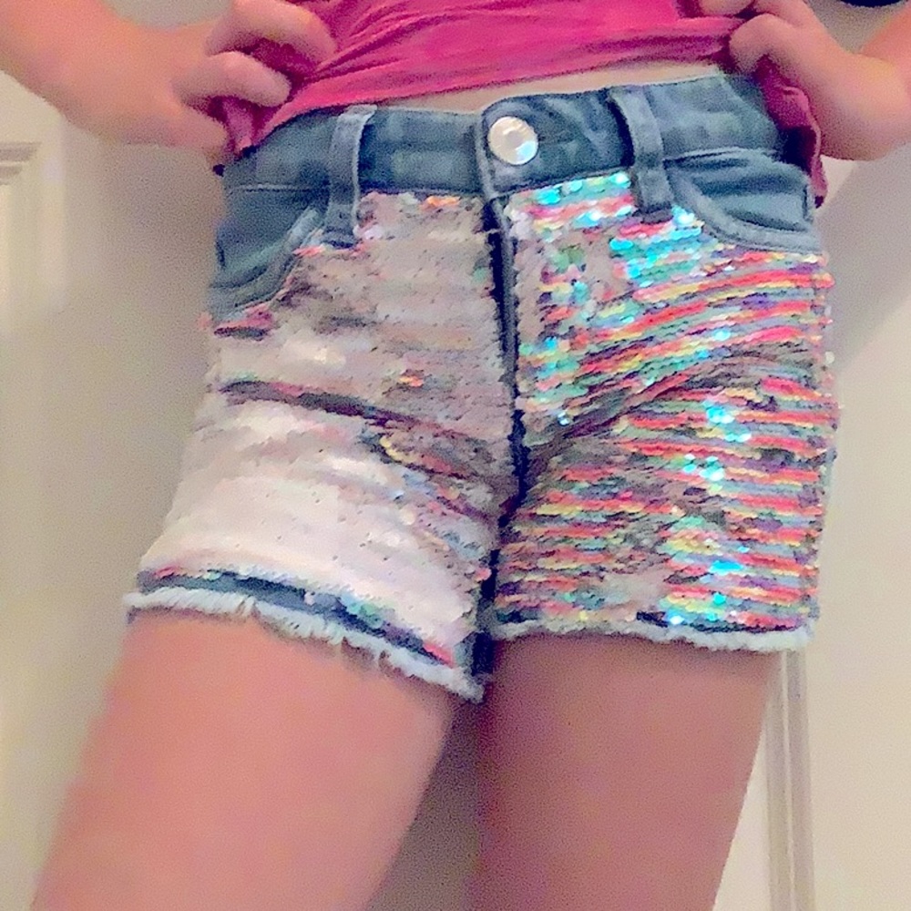 Cute girl flippy sequin shorts